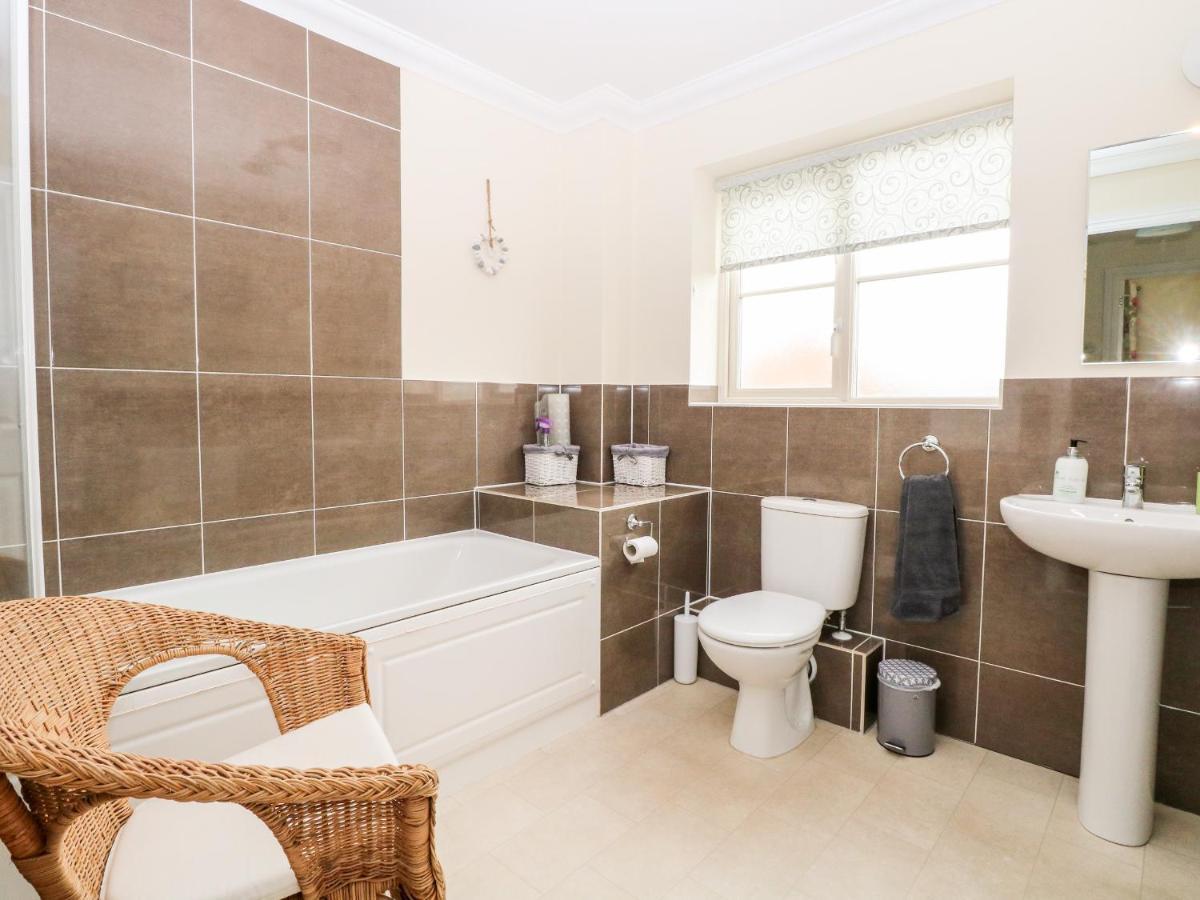 Robins Nest Villa Кромър Екстериор снимка
